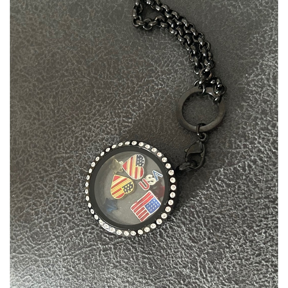 Origami Owl Floating Locket Necklace USA Flag Heart Star Patriotic Charms